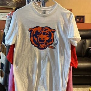 White T-Shirt with Chicago Bears Graphic